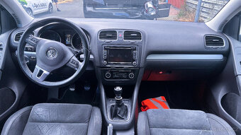 Vůz na náhradní díly VW Golf 6 hatchback 2009 CAXA LHY LC9X - 9