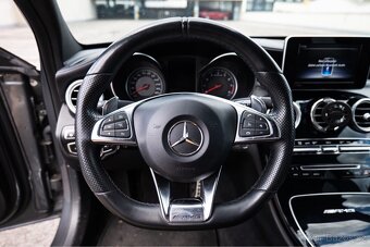 Mercedes-Benz C63 AMG - 9