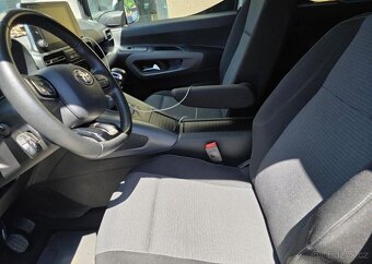 Toyota Proace City Verso 1.5-LONG-7MÍST-ZÁRUKA-TAŽNÉ - 9