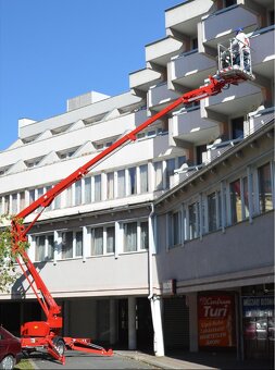 Přívěsná plošina 18m - 9