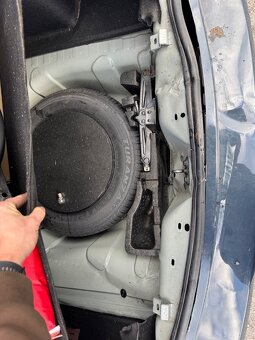 RENAULT FLUENCE 1,6 16V,82 KW,ROK 2013,NAJ 126 TKM,DIGI KLIM - 9