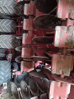 Kverneland U-drill 6000 - 9