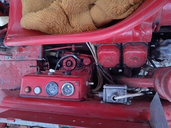 Traktor rs 09 / eres / nosic naradi rs 09 - 9