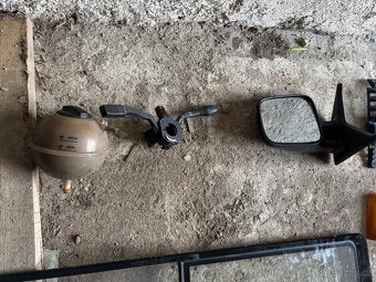 Náhradní díly na VW Transporter 4 - 9