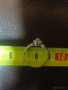 Zlatý prsten s diamanty; 2,28g, 57mm - 9