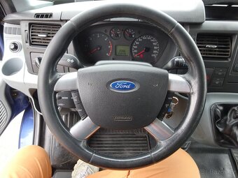 Ford Transit 2.2 TDCI r.v.2009 (63 kw) 9.Míst - 9