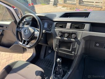 Volkswagen Caddy Maxi 2,0 TDi 75kW 2x šoupačky Webasto 2017 - 9