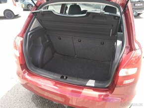 Škoda Fabia 1,6 16V Automat Ambition - 9