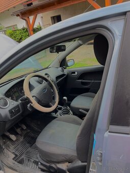 Ford Fiesta 1.3i 51kW, r.v.2007, najeto 250.000 km - 9