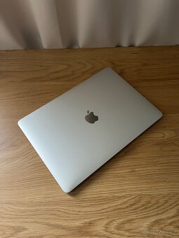 MacBook Pro 13 - 9