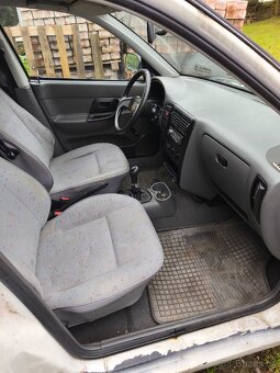 VW Caddy 1,9d - 9