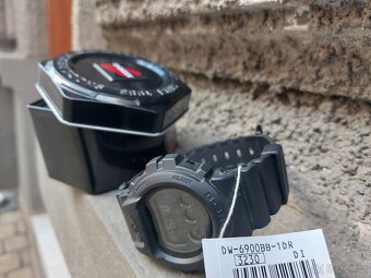 Hodinky Casio G-Shock DW 6900BB-1DR, originál krabička, štít - 9