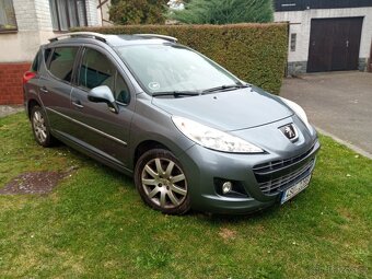 Peugeot 207 1,6hdi - 9