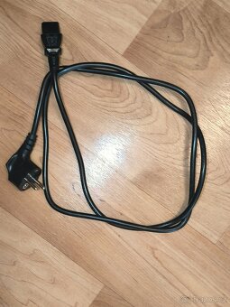 Stolní PC (Intel i5-3570K, GTX 1660 Ti, 16 GB RAM, SSD 500 G - 9