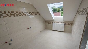 Podkrovní byt 2+kk, 66,9m² - před dokončením - 9