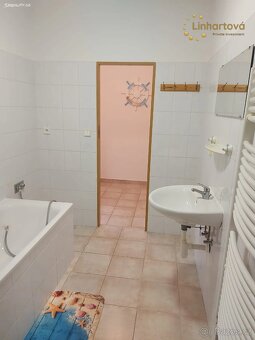 Pronájem bytu 1+1, 42 m², Hlavní - Aš - 9