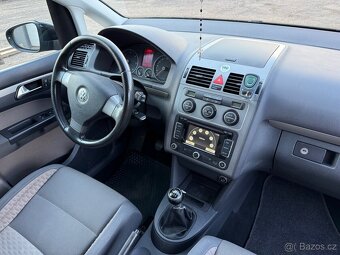VW Touran cross 2.0 TDi 2010 - 9