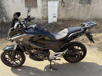 Honda NC 750X - 9