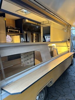 Food truck, občerstvení, prodejna, bufet na PEVNÉ STÁNÍ. - 9