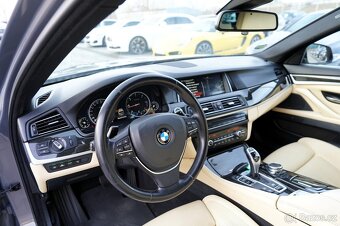 BMW 530d xDrive Touring Luxury - 9
