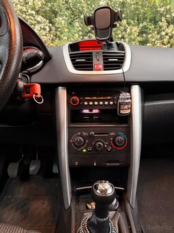 Peugeot 207 1.4 54 kW, r.v. 2011, 1. majitel, pouze 91000 km - 9