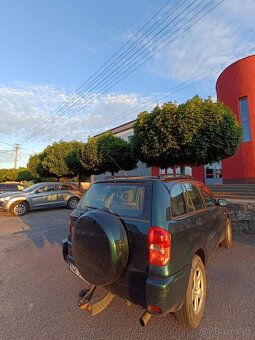 Toyota Rav - 9