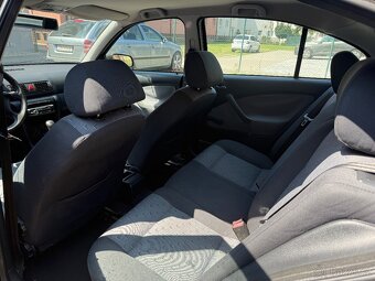 Škoda Octavia 1.6i 75kW 2003 FL Sedan 2x Klíč STK - 9