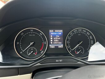 ŠKODA SUPERB 2.0 TDI 140 kW 4x4 Style Combi DSG, r.v. 2017 - 9