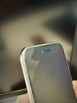 IPhone 17 Air + Pitaka - 9