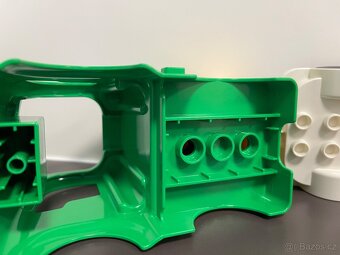 Lego Duplo zelený náklaďák - 9