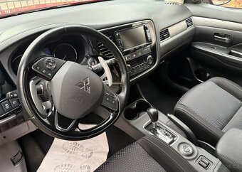 Mitsubishi Outlander 2,2DI-D 4x4 1 Majitel serviska nafta - 9