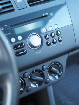Suzuki SWIFT 1.3, rv. 2007 - 9