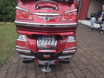 Honda Goldwing - 9