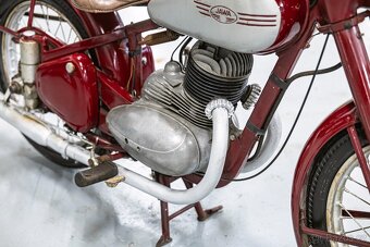 Jawa 250/11 Pérák - 9