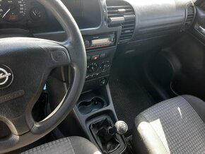 Opel Zafira 1.6 i Klima Alu Model 2006 7 míst Nová Stk - 9