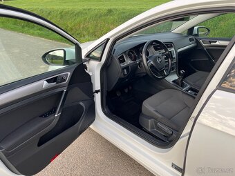 Volkswagen Golf Combi 2.0 TDi 110Kw 4x4 R-line Rok 3/2015 - 9