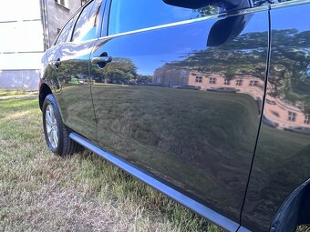 Mazda CX7 2011 2,2 D127 kw CHIP 4X4 Super stav Černá Perl. - 9