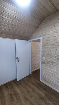 IHNED K ODBĚRU Celoroční mobilní - Modulový dům 9,5x3,5m - 9