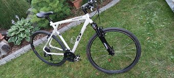 GT Transeo 2.0 XL Trekové kolo - 9