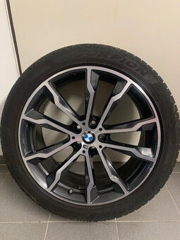 Originální zimní kola BMW M s dvojitými paprsky 699, komplet - 9