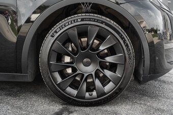 Tesla Model Y Long Range Dual Motor AWD 378kw (514PS) DPH - 9
