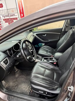 I30 Combi 1,6 CRDi - Automat - 2015 - 9
