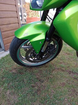 Kawasaki Z750 - 9