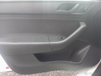 Škoda Rapid 1, 2 TSI 63kw,1 Majitel - 9
