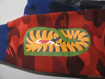Chlapecké bavlněné teplákové kalhoty Bape kids Shark - 9