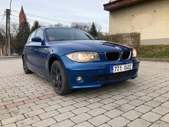 BMW e87 116i + 2 sady ALU kol - 9