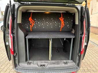 Spací vestavba do Ford Tourneo Custom L1 - 9