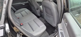Volvo V50 - 9