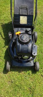 Benzínová sekačka HECHT motor OHV - 9