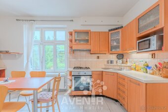 Prodej byty 3+1,79 m2 Sokolská - Zlín, ev.č. 00180 - 9